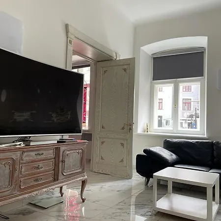 Center In Old Town Apartmán